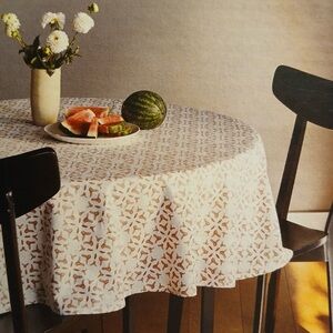 New Threshold Round Table Cloth